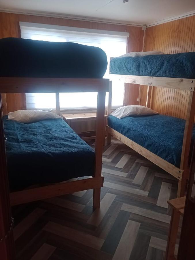 Isla Yu Backpacker Hostel Puerto Natales Exterior photo