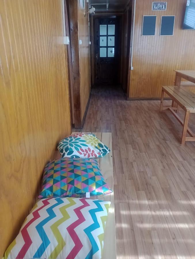 Isla Yu Backpacker Hostel Puerto Natales Exterior photo